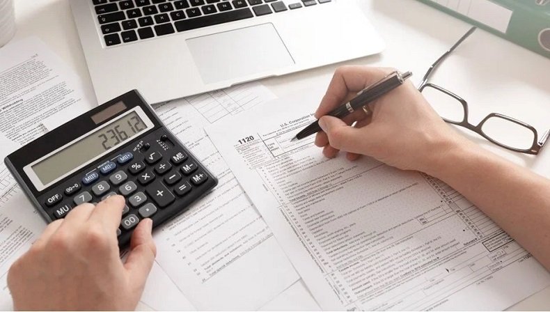 Sürpriz gelişme: Yurt içi asgari kurumlar vergisi matrahından geçmiş yıl zararlarının mahsubuna Maliye’den sınırlama getirildi!