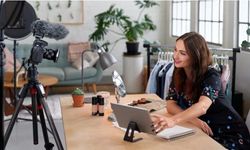 Influencerlar gençlere fazla para harcatıyor