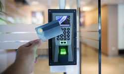 Elektronik olarak tutulan işe giriş çıkış kayıtları mahkemece yazılı delil niteliğinde kabul edilebilir mi?