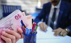 Hafta tatili günü 7,5 saatten fazla çalıştırılan işçi tatil ücreti dışında fazla çalışma ücretine de hak kazanır mı?