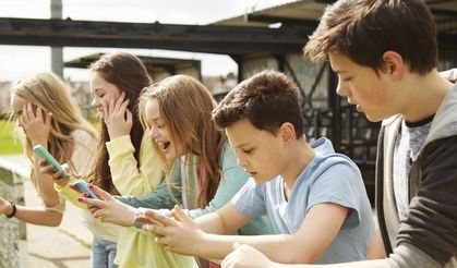 16 yaş altına sosyal medya sınırlaması geliyor