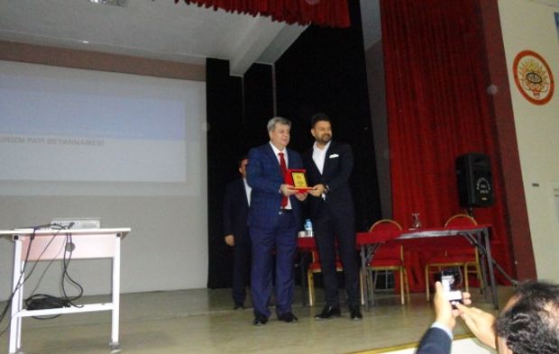 TÜRKİYE CUMHURİYETÇİ MALİ MÜŞAVİRLER GRUBU' NUN DÜZENLEMİŞ OLDUĞU e-dönüşüm uygulamaları ve Turizm Payı Beyanlarına ilişkin Eğitim Semineri Fotoğraf Galerisi için Resmi Tıklayınız...