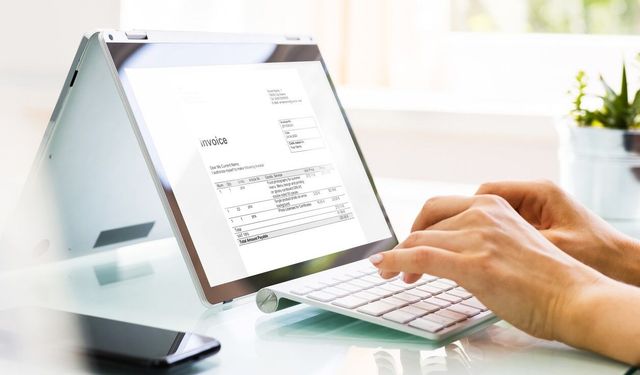 1 Temmuz’da yeni dönem başlıyor: Elektronik dönüşümü tamamlamayan işletmelere ceza yolda