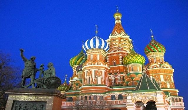 Rus ekonomisi savaşa ne kadar dayanacak: 'Yaptırımlar etkilemiyor'