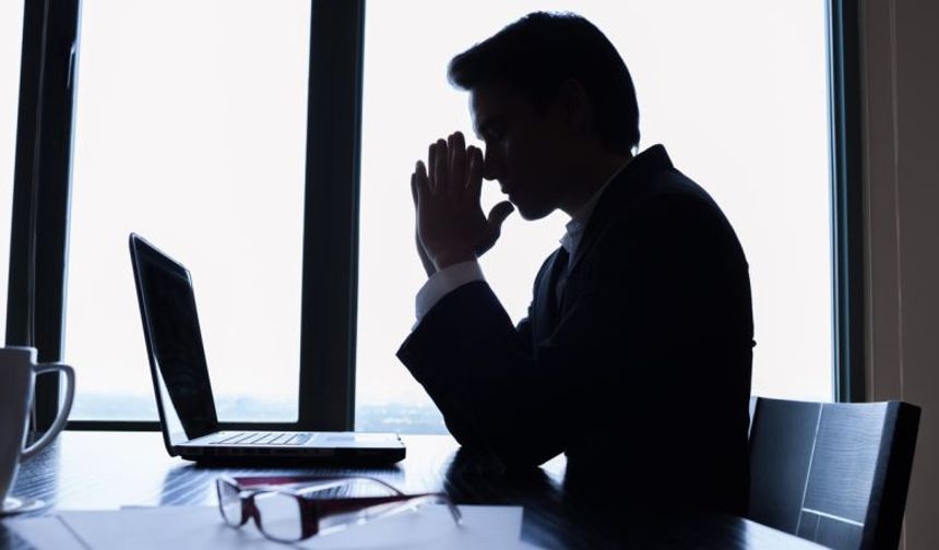 On binlerce beyaz yaka işini kaybediyor