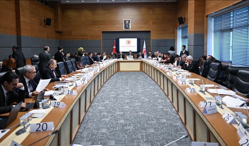 Fon teklifi komisyondan geçti: Yatırımcıya ödeme nasıl yapılacak?