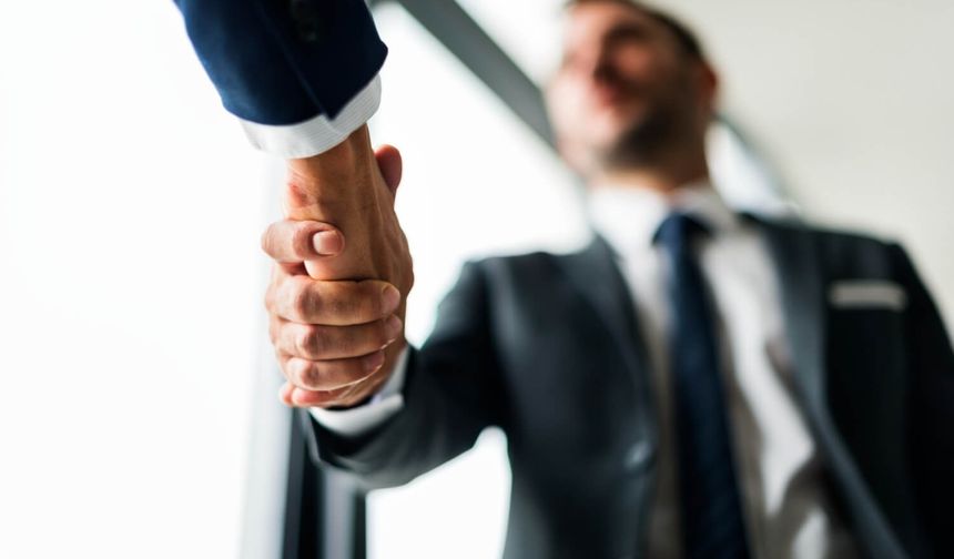 Alt işverenlik ilişkisinde muvazaa kriterleri ve riskler