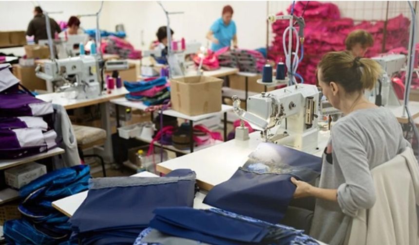 Tekstil ve giyimde 10 aylık istihdam kaybı 100 bini aştı