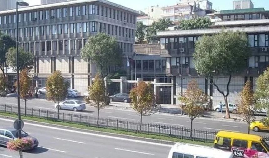 Unkapanı’ndaki SGK binası lüks otel oluyor