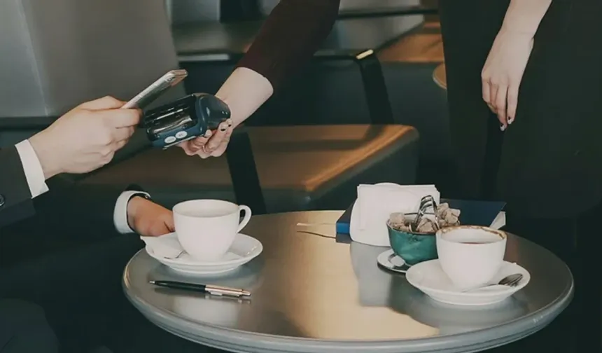 Hangi lokantada servis ücreti devam edecek?