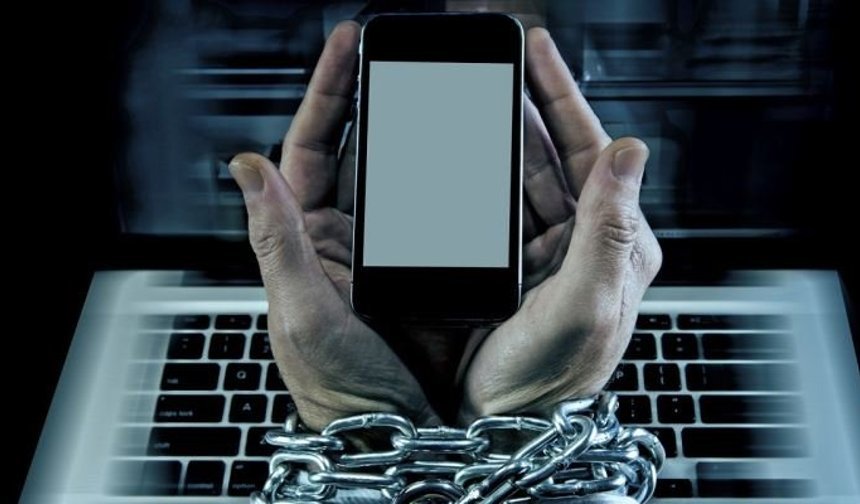 Dijital bağımlılık ve yapay zekânın gölgesinde egemenlik