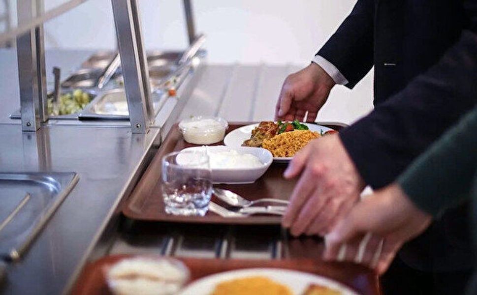 Yemek kartında vergi ve prim istisnası eşitlenecek