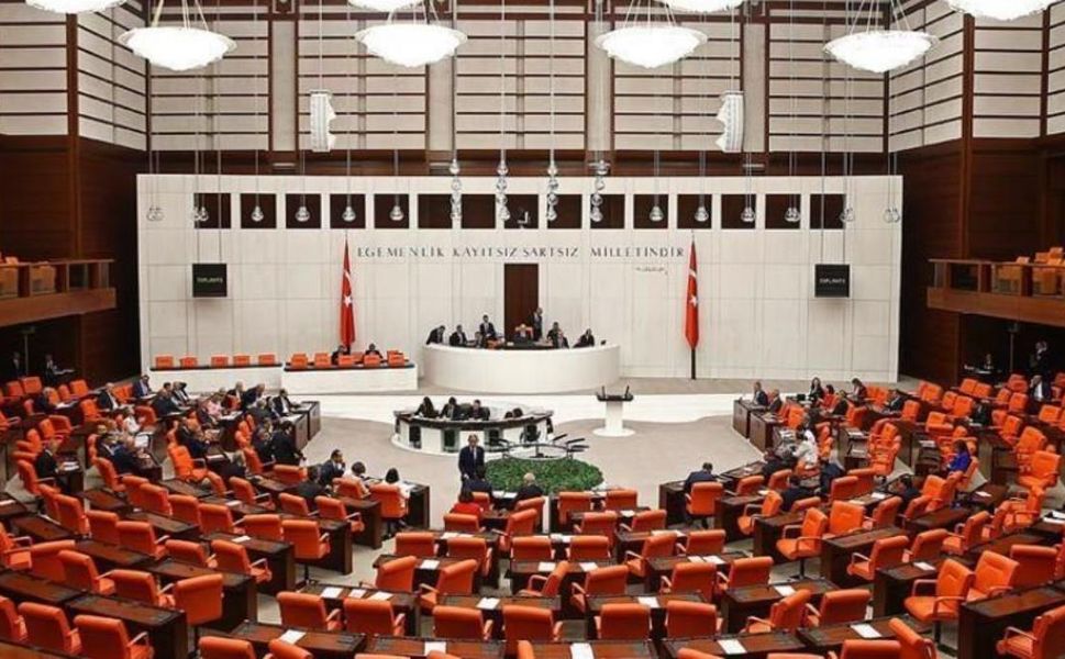 Teklif Meclis'ten geçti: En düşük emekli aylığı 20 bin TL oldu