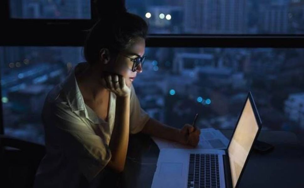 Kadın çalışanların gece postalarında çalıştırılma şartları
