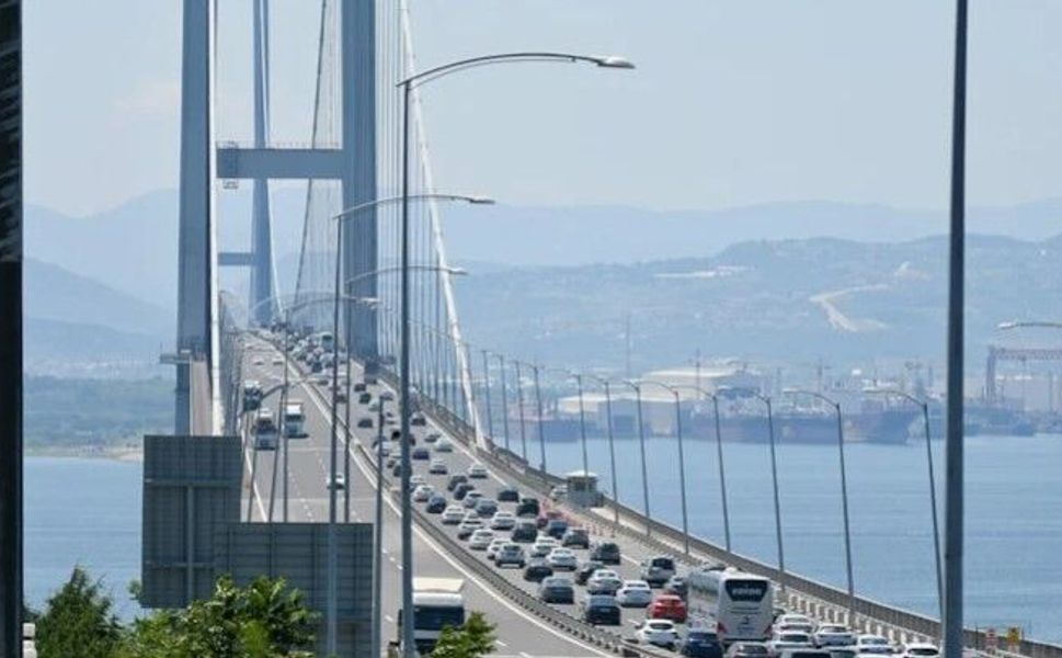 Resmi Gazete'de yayımlandı: Bayramda köprü ve otoyollar ücretsiz oldu