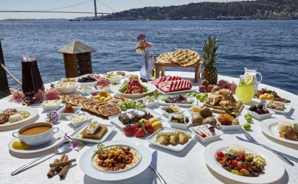 İftar menüleri kaç lira oldu: Fiyatlar dudak uçuklattı